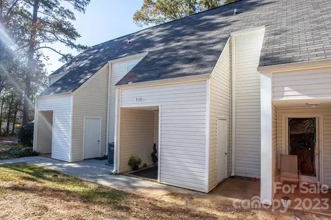 9100 Black Heath B Cir #B, Charlotte, NC 28214