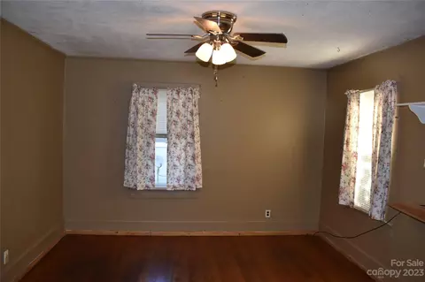 543 State St, Marion, NC 28752 photo 14
