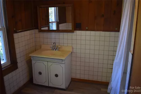 543 State St, Marion, NC 28752 photo 28