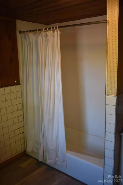 543 State St, Marion, NC 28752 photo 32