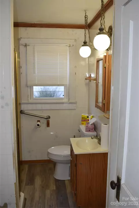 543 State St, Marion, NC 28752 photo 23