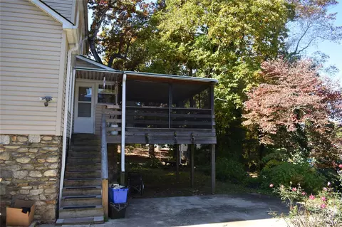 543 State St, Marion, NC 28752 photo 5