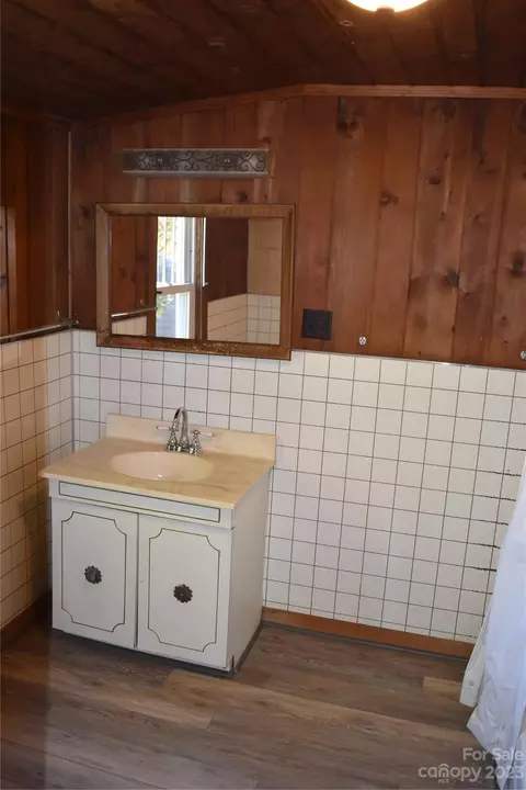 543 State St, Marion, NC 28752 photo 29