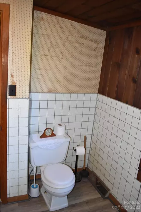 543 State St, Marion, NC 28752 photo 30