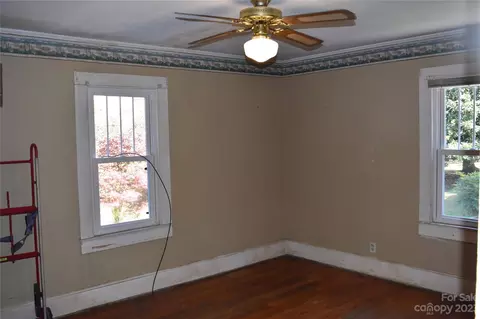 543 State St, Marion, NC 28752 photo 24