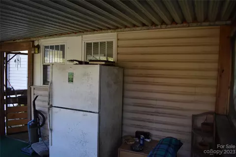 543 State St, Marion, NC 28752 photo 44