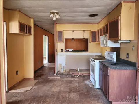 3848 Dowell St, Hickory, NC 28602 photo 3