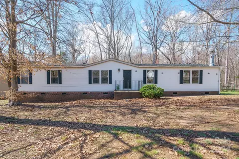 134 Tradewinds Ct, Mooresville, NC 28115