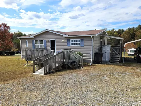 2955 Piney Rd, Morganton, NC 28655