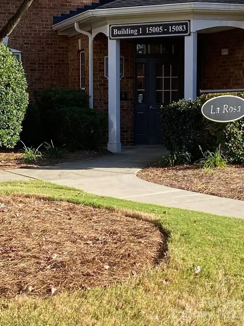 15037 Santa Lucia Dr, Charlotte, NC 28277