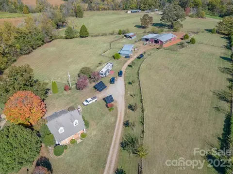 5348 Bandys Cross Rd, Catawba, NC 28609