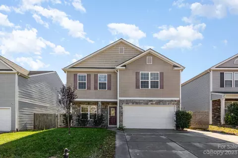 772 Nannyberry Ln, Concord, NC 28025