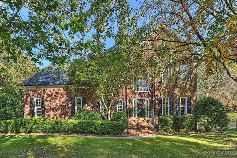 2348 Howerton Ct, Charlotte, NC 28270