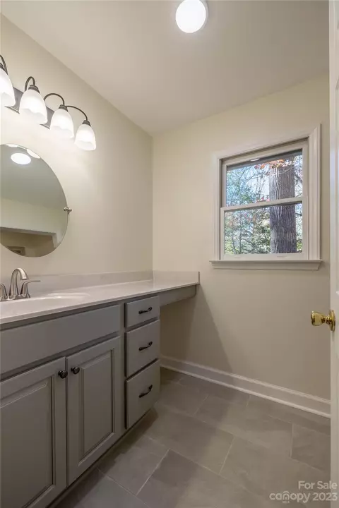 101 Constitution Dr, Morganton, NC 28655 photo 21