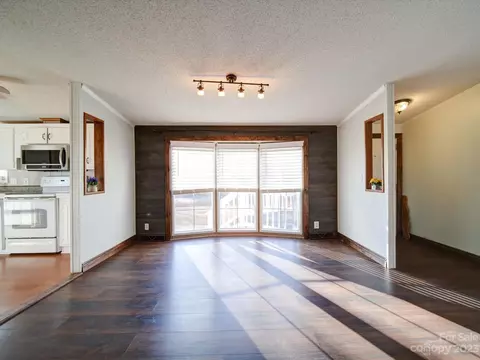 672 Abbeydale Rd, Harmony, NC 28634 photo 7