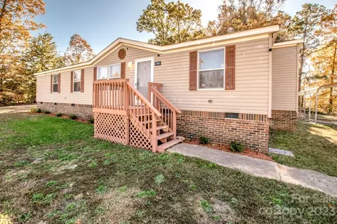 136 Silvermere Dr, Statesville, NC 28625