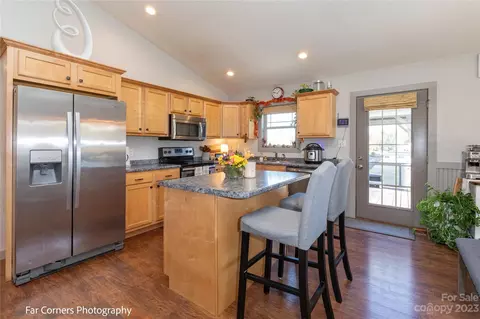 22 Nells Pl, Alexander, NC 28701 photo 8