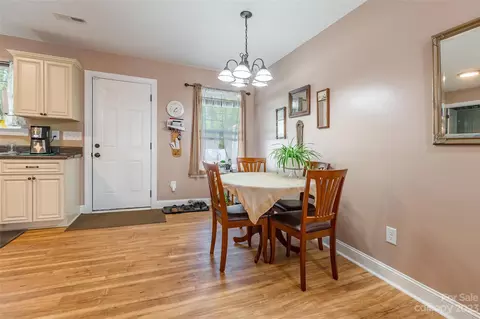 962 Westminster Dr, Lancaster, SC 29720 photo 9