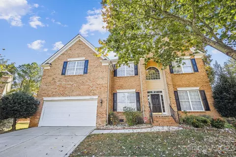 10403 Bere Island Dr, Charlotte, NC 28278