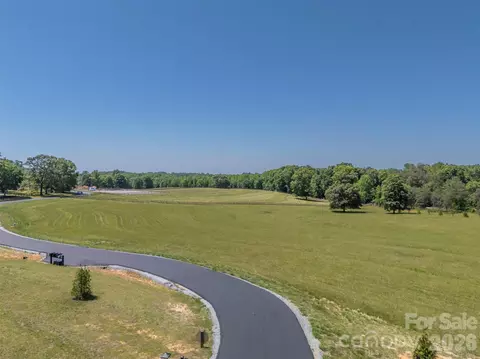Mountain Meadows Lane, Tryon, NC 28782 photo 8