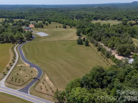 Mountain Meadows Lane, Tryon, NC 28782 photo 12