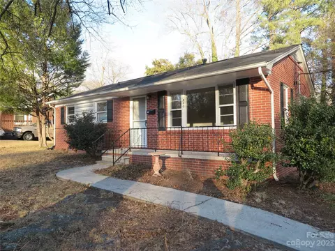 840 Jackson St, Gastonia, NC 28052