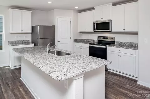 1648 Nia Rd, Charlotte, NC 28215