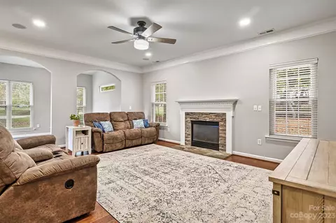 7534 Sedgebrook E Dr E, Stanley, NC 28164 photo 4
