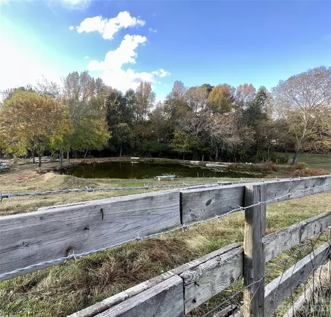 1889 Stevens Hill Rd, Lancaster, SC 29720