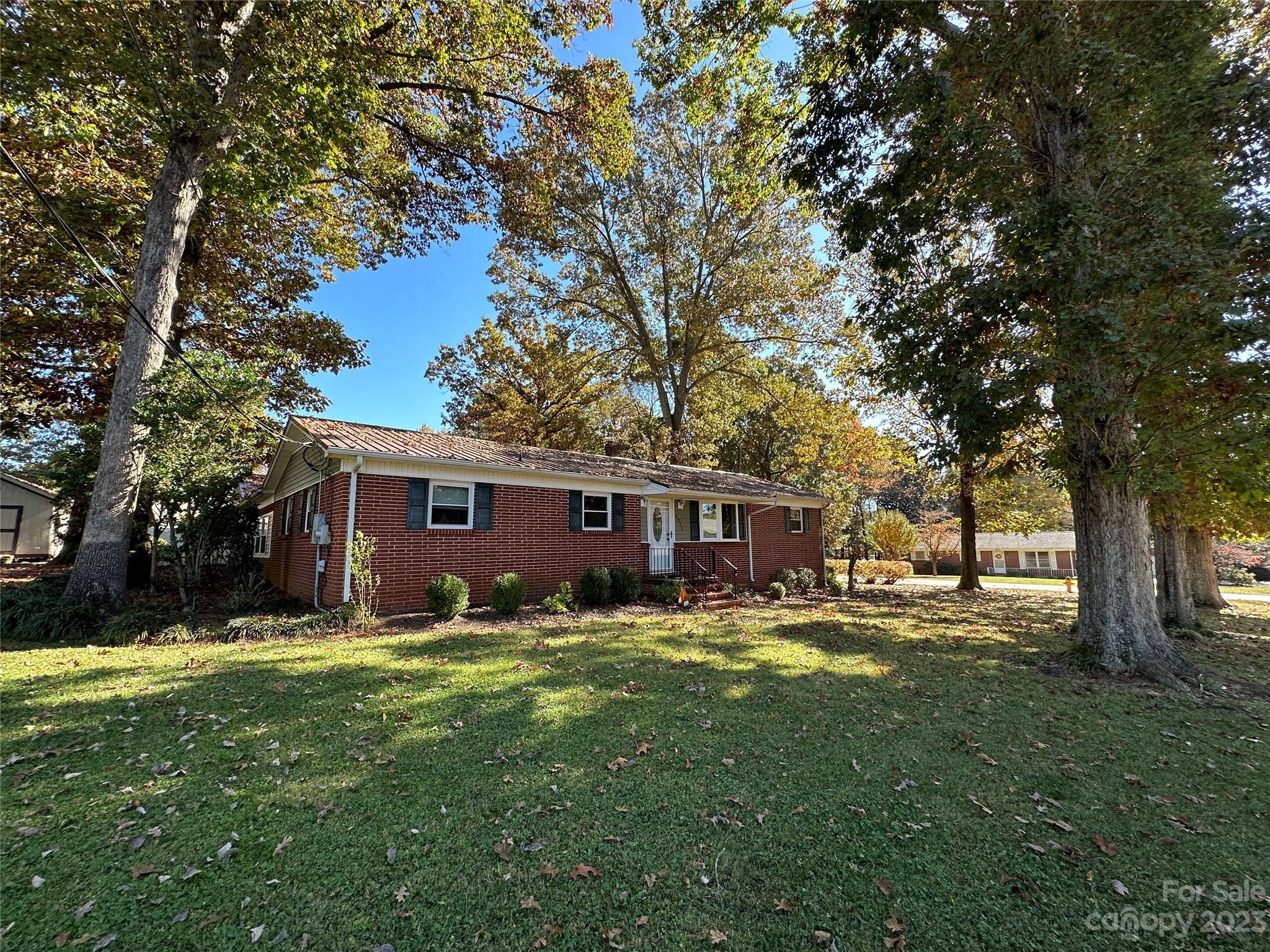 1211 4th Street Se Dr SE  