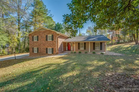 112 Thomas St, Rutherfordton, NC 28139