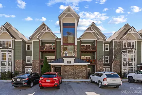 1000 Olde Eastwood Village Blvd, Asheville, NC 28803