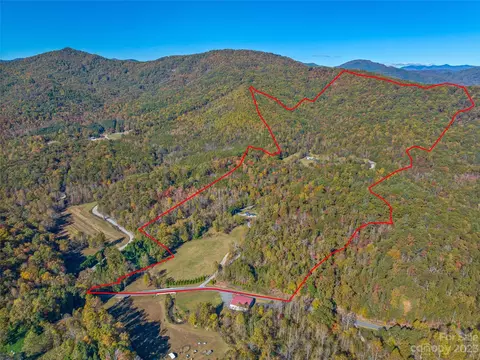 351 Doc Searcy Rd, Lake Lure, NC 28746