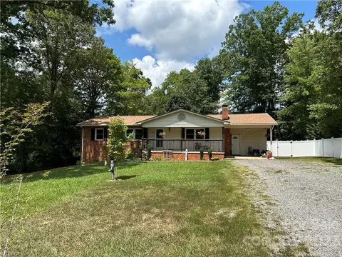 246 Vancroft St, Asheboro, NC 27205