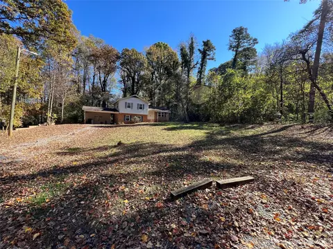 7406 W Sugar Creek Rd, Charlotte, NC 28269