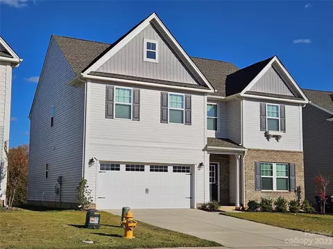 156 Fairfield Dr, Troutman, NC 28166