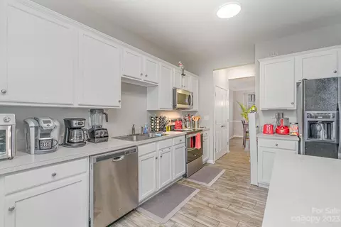 7572 Bluff Point Ln, Denver, NC 28037 photo 14