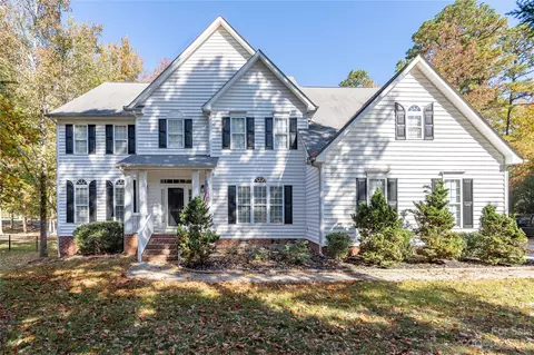 1913 Sycamore Creek Ct, Charlotte, NC 28227