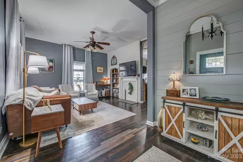 84 5th St, Cramerton, NC 28032 photo 5
