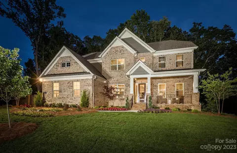 7923 Front Park 164 Cir #164, Huntersville, NC 28078