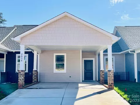 2854 15th Avenue Pl, Hickory, NC 28602