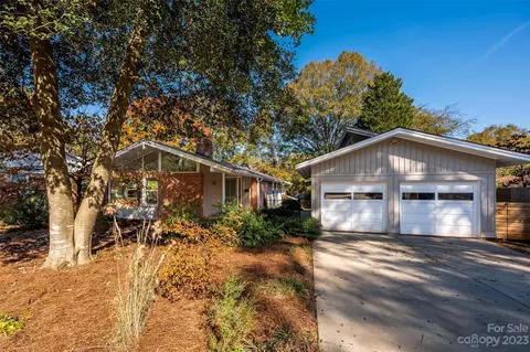 5821 Murrayhill Rd, Charlotte, NC 28210
