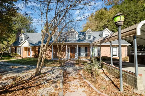 7901 Pinewood Cir, Mint Hill, NC 28227