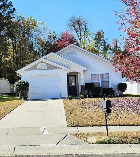 1608 Long Paw Ln, Charlotte, NC 28214