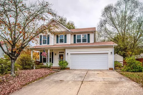114 Shining Armor Ct, Mooresville, NC 28117