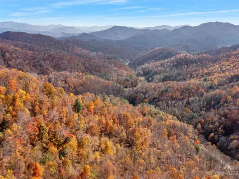 00 Little Creek Rd, Burnsville, NC 28714