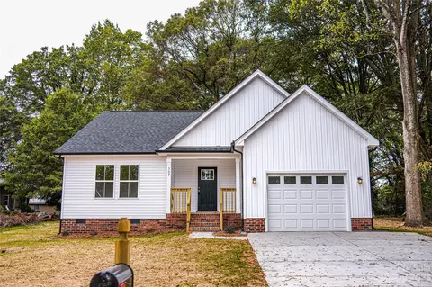 309 N Myrtle School Rd, Gastonia, NC 28052