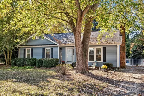 2627 Cherokee Ct, Gastonia, NC 28056