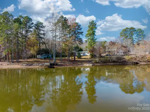 138 Mcintyre Rd, Cherryville, NC 28021