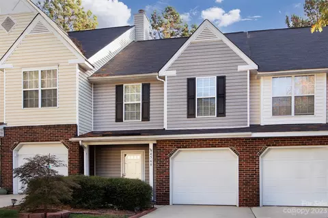 4566 Antelope Ln, Charlotte, NC 28269